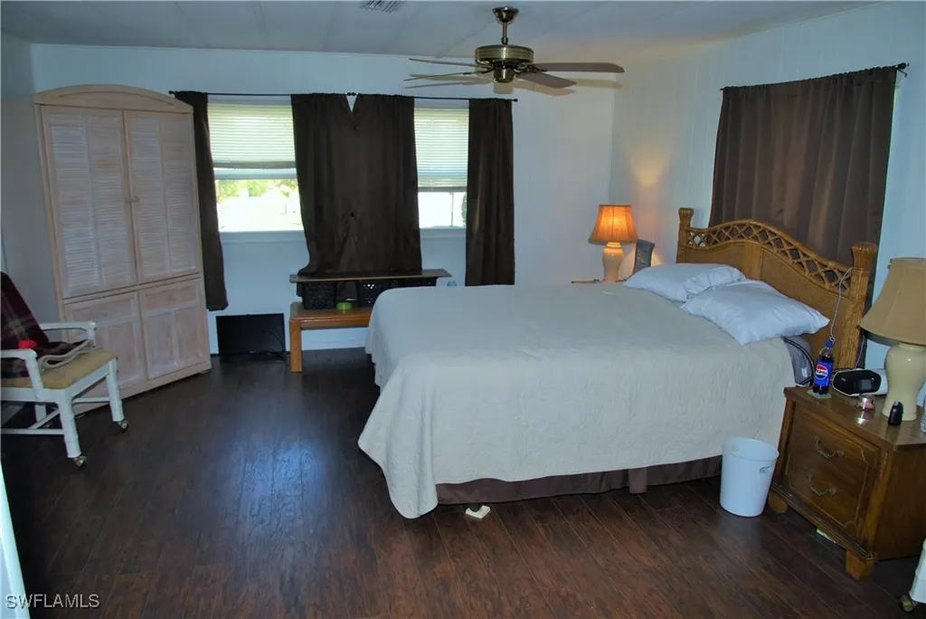 422 Snead Drive North Fort Myers FL 33903