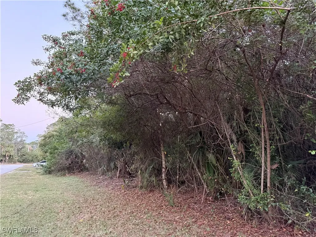 8044 Windswept Circle Labelle FL 33935