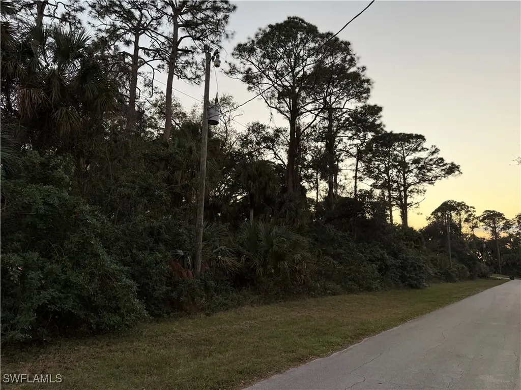 8044 Windswept Circle Labelle FL 33935