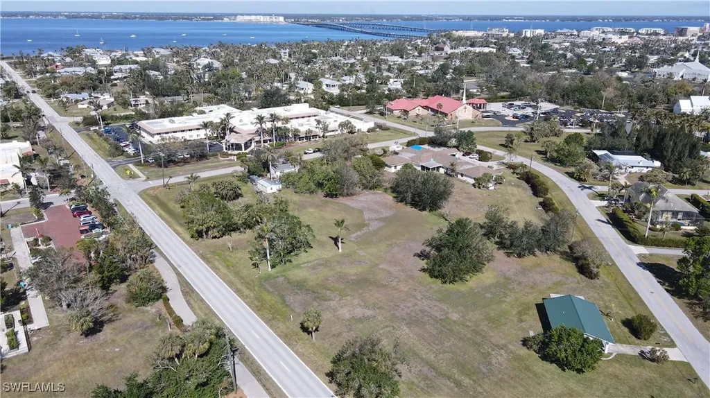 512 Shreve Street Punta Gorda FL 33950