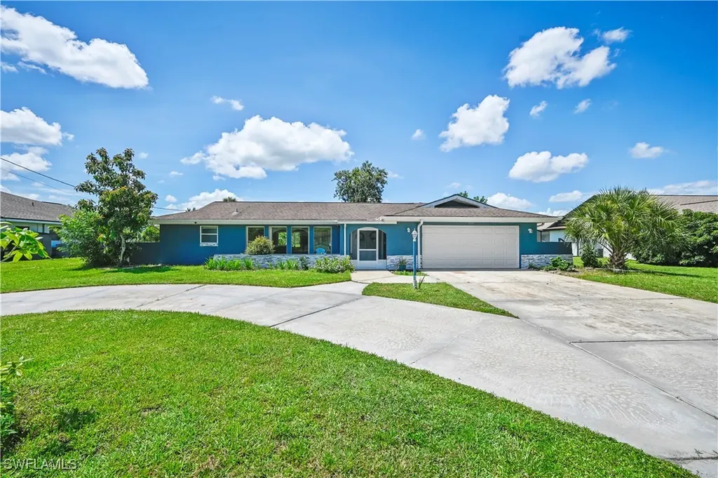1210 E 3rd Street Lehigh Acres FL 33936