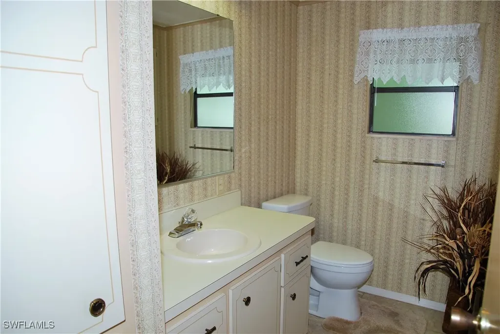 1 Nicklaus Boulevard North Fort Myers FL 33903