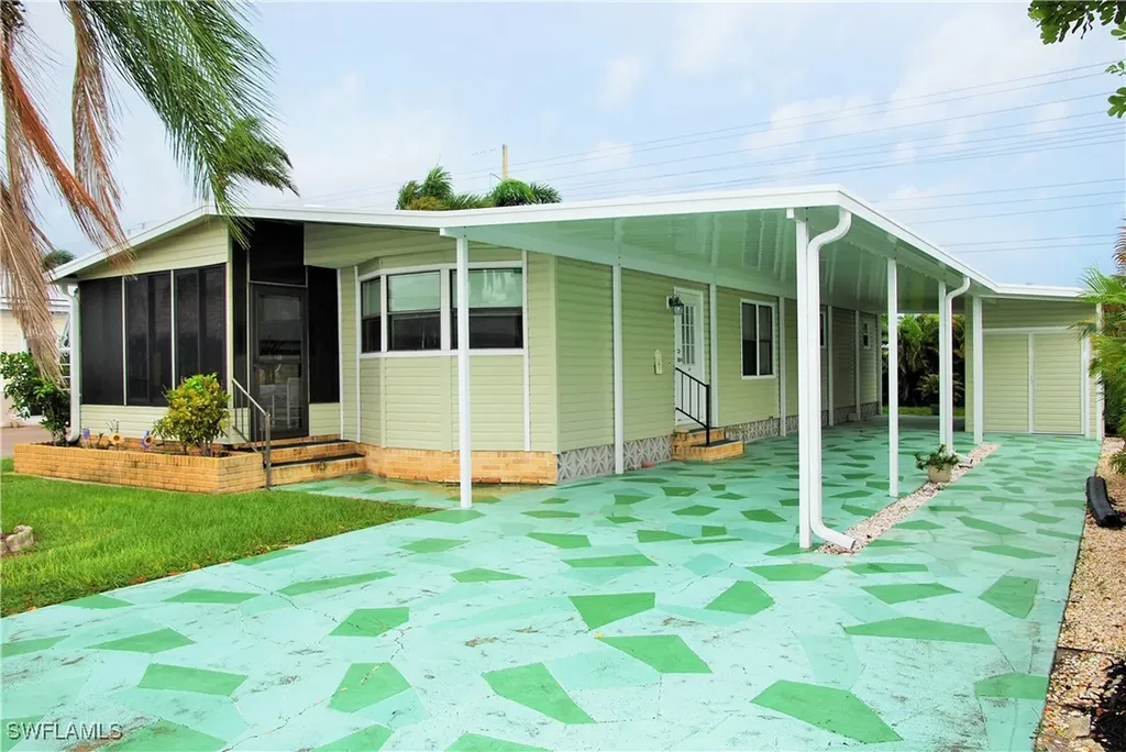 1 Nicklaus Boulevard North Fort Myers FL 33903