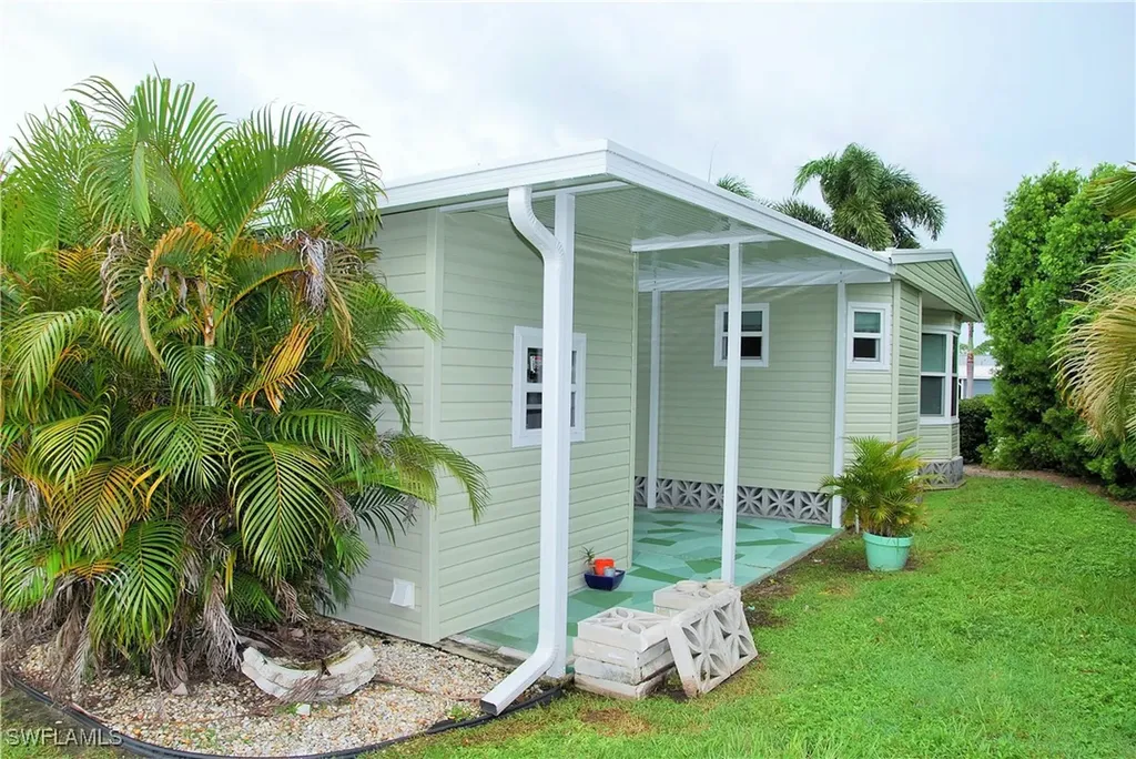 1 Nicklaus Boulevard North Fort Myers FL 33903