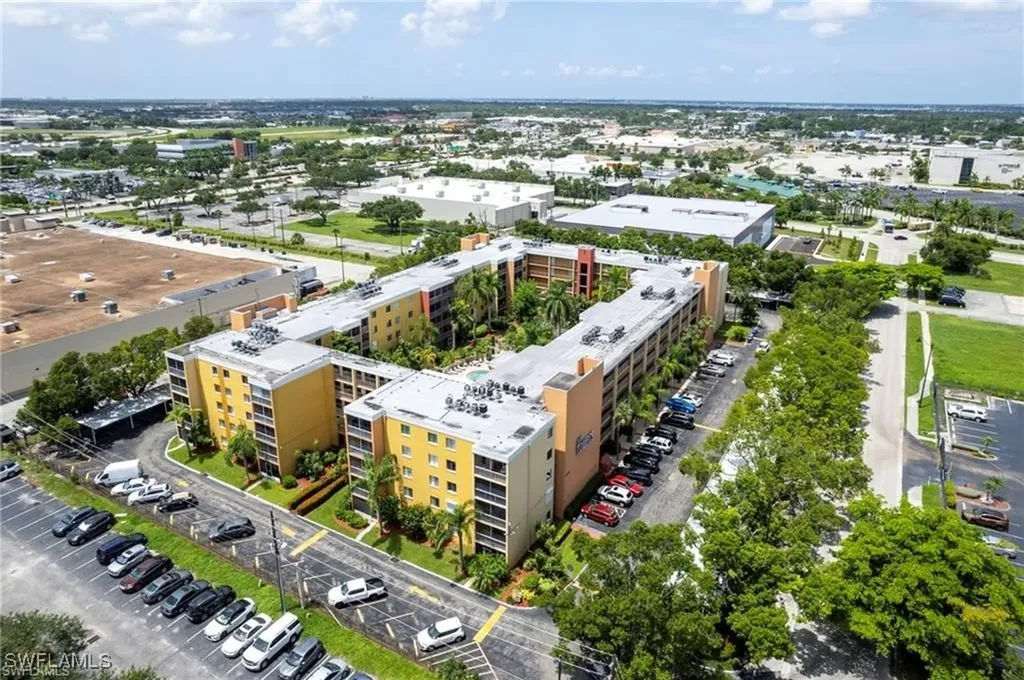 2366 E Mall Drive Fort Myers FL 33901