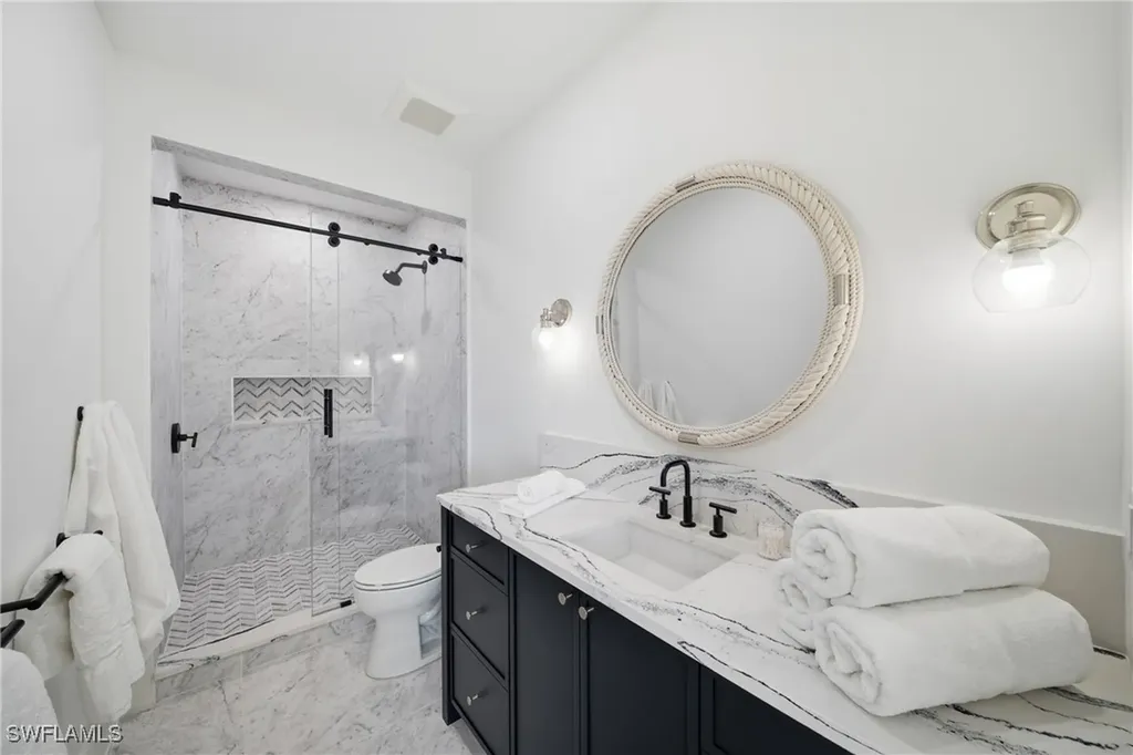 82 9th Street S Naples FL 34102