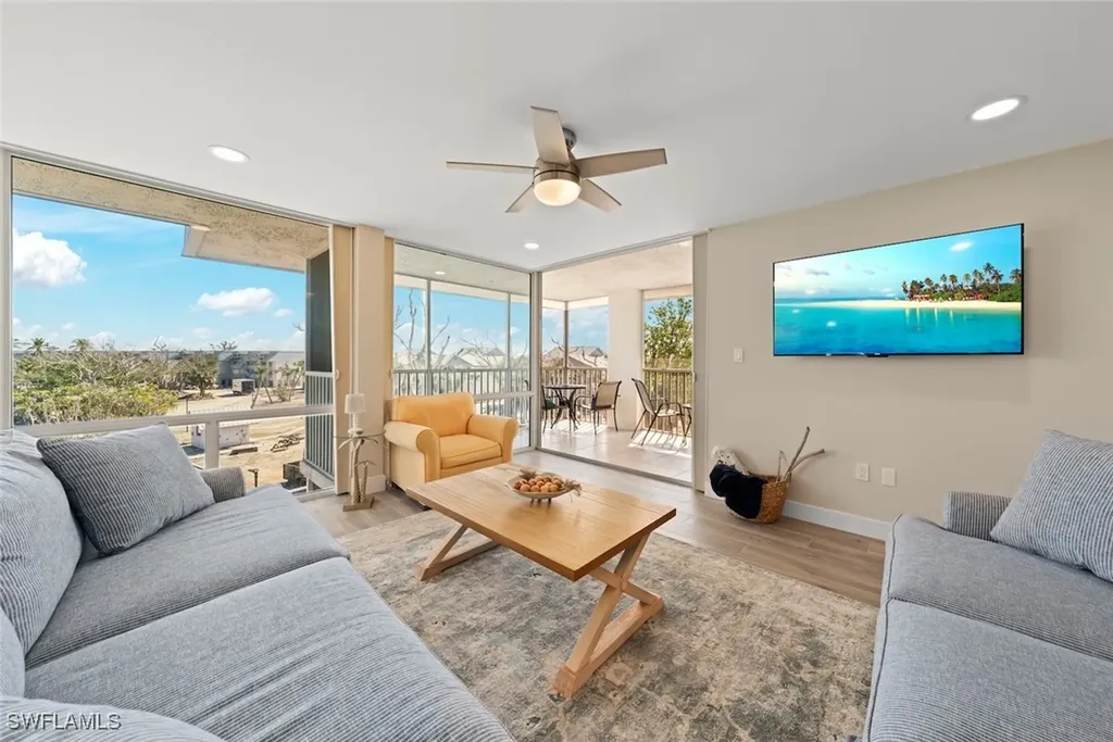 2265 W Gulf Drive Sanibel FL 33957