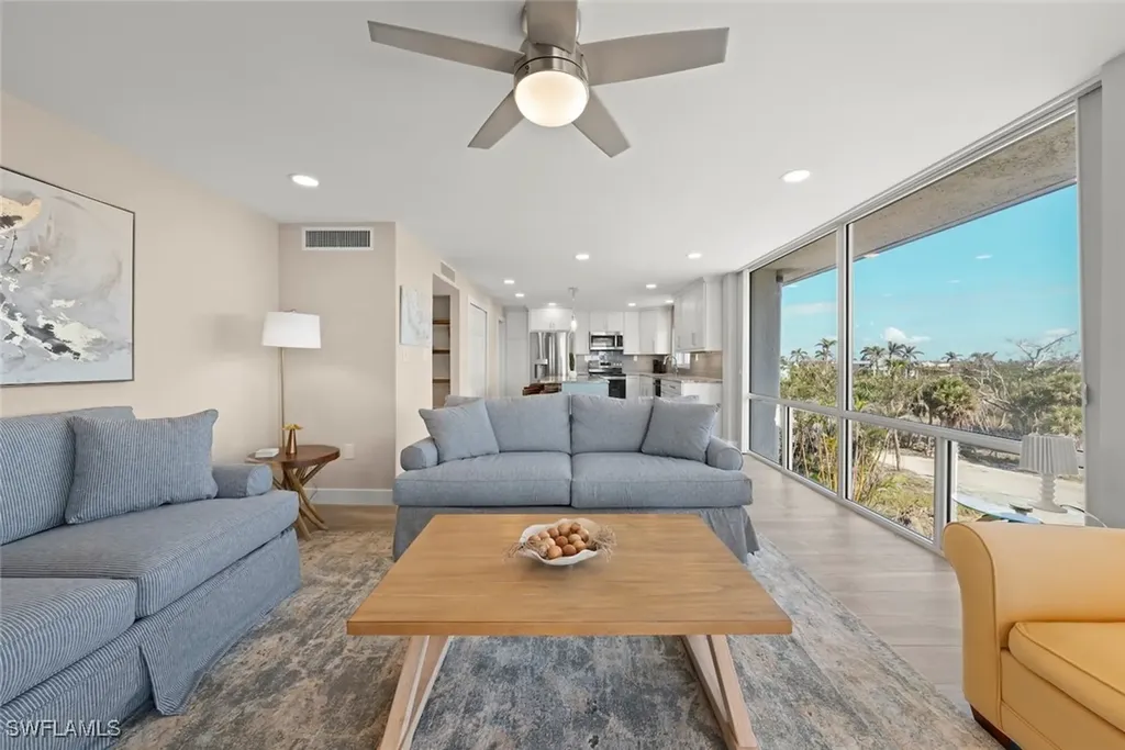 2265 W Gulf Drive Sanibel FL 33957