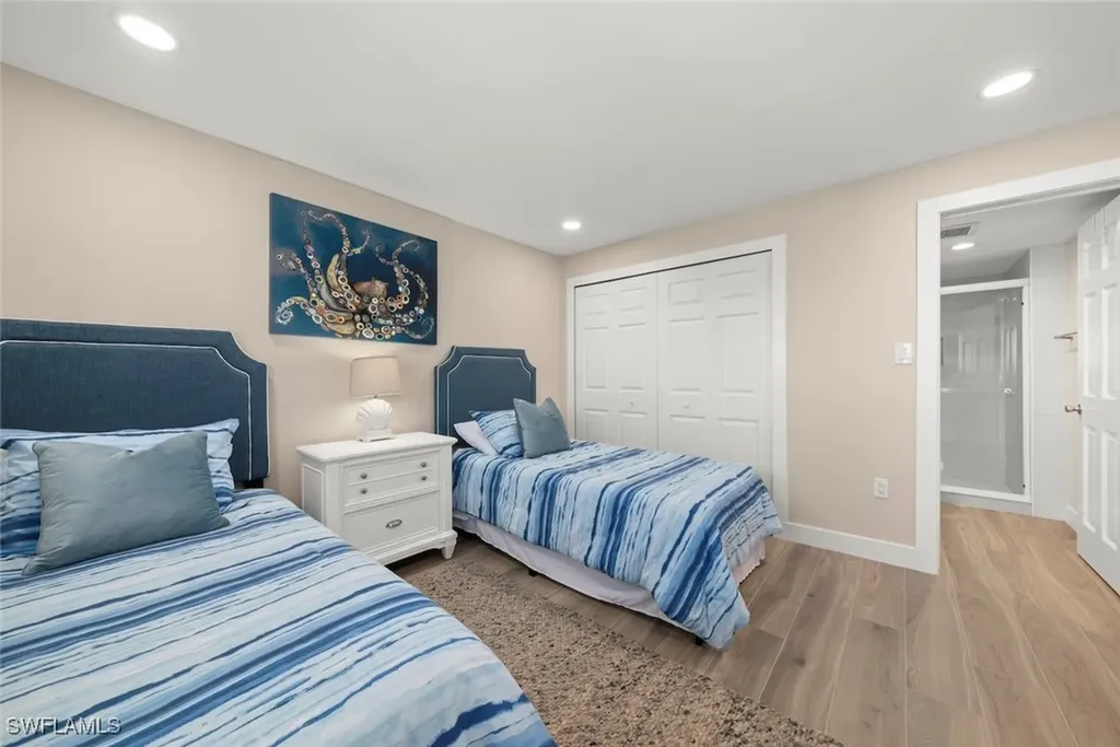 2265 W Gulf Drive Sanibel FL 33957