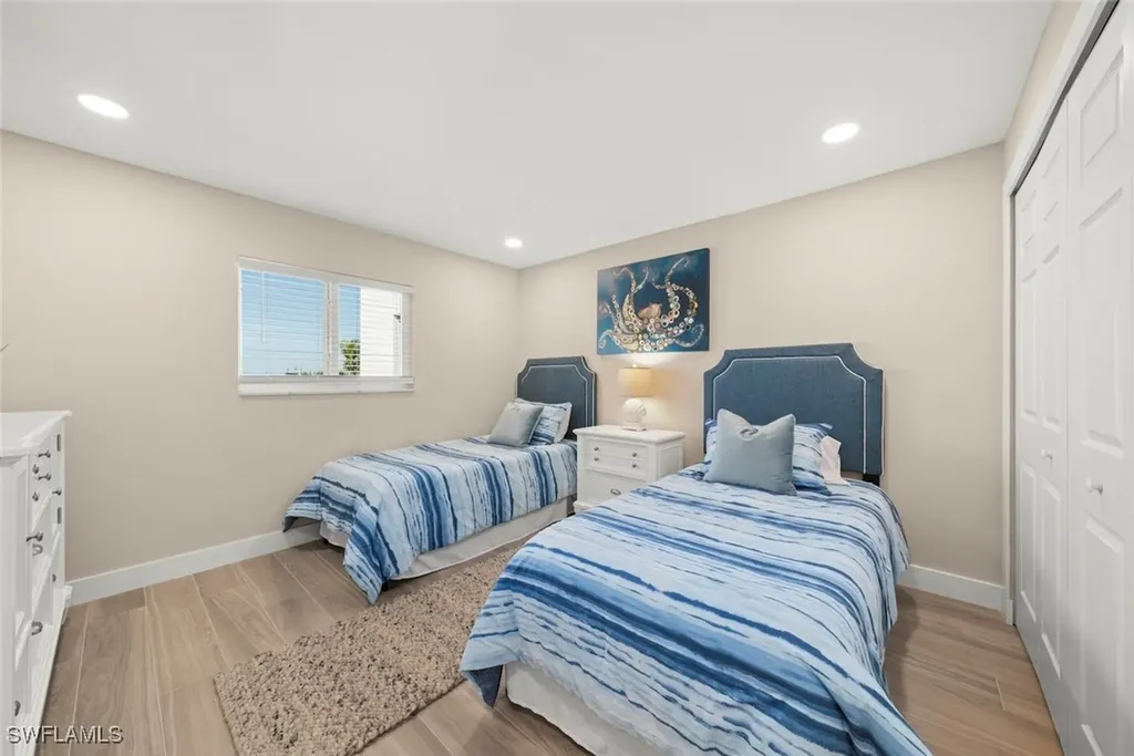 2265 W Gulf Drive Sanibel FL 33957