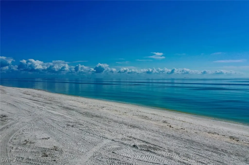2265 W Gulf Drive Sanibel FL 33957