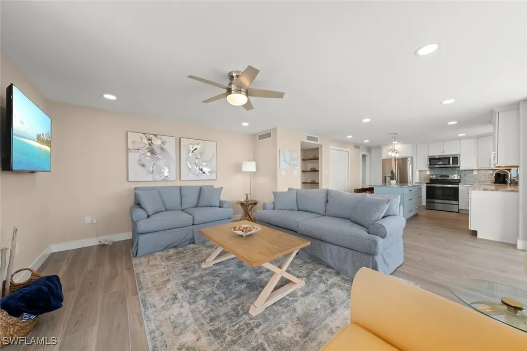 2265 W Gulf Drive Sanibel FL 33957