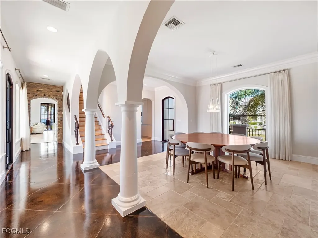 6005 W Riverside Drive Fort Myers FL 33919