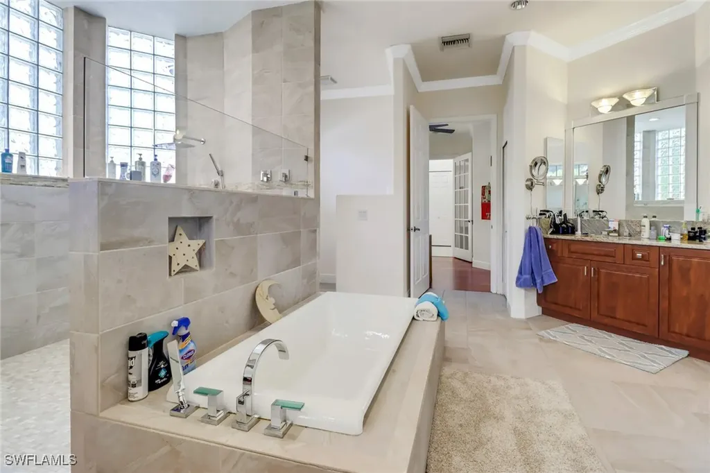 15472 Nelsons Walk Court North Fort Myers FL 33917