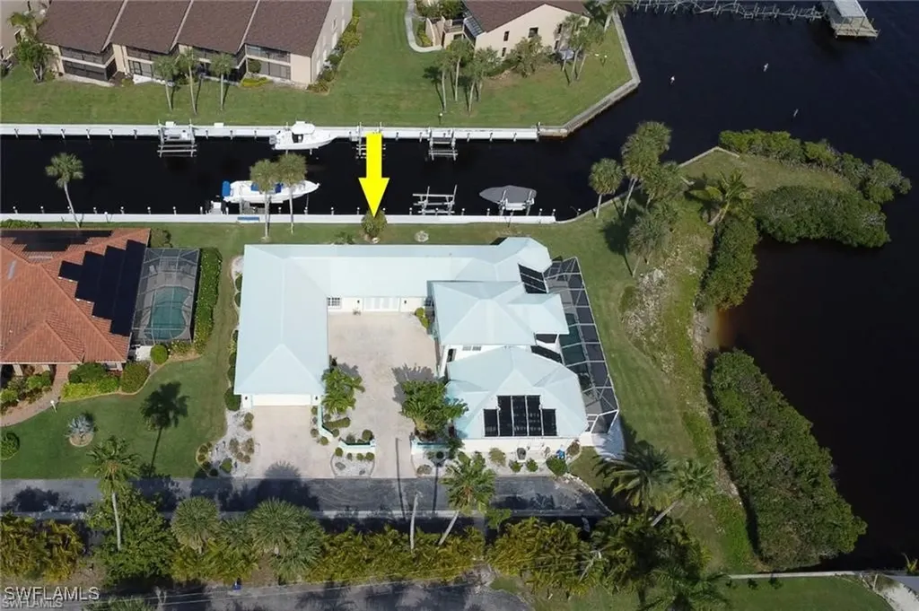 15472 Nelsons Walk Court North Fort Myers FL 33917