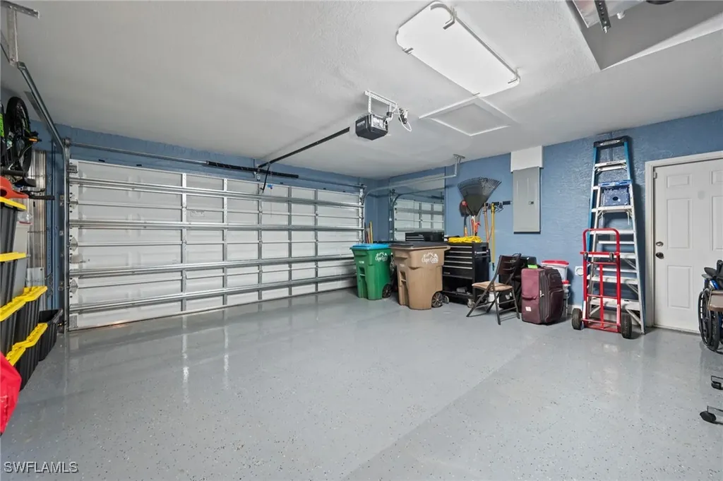 313 SE 21st Lane Cape Coral FL 33990