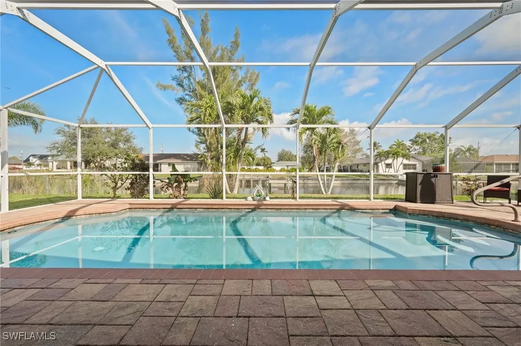 313 SE 21st Lane Cape Coral FL 33990