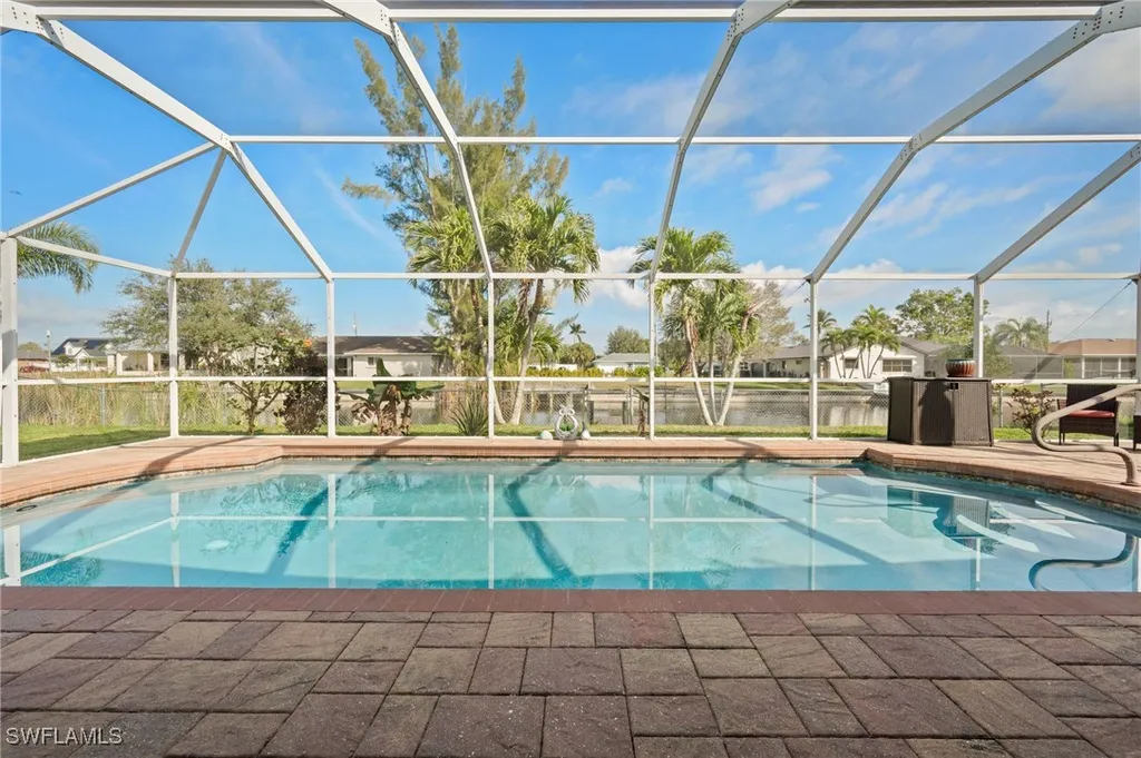 313 SE 21st Lane Cape Coral FL 33990