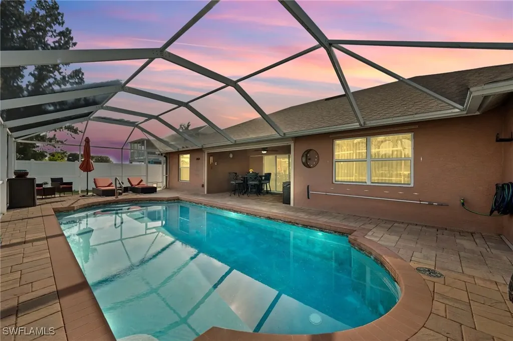 313 SE 21st Lane Cape Coral FL 33990