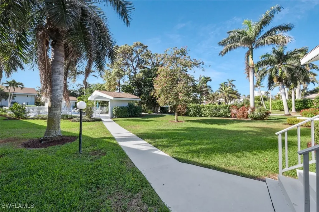 4126 Belair Lane Naples FL 34103