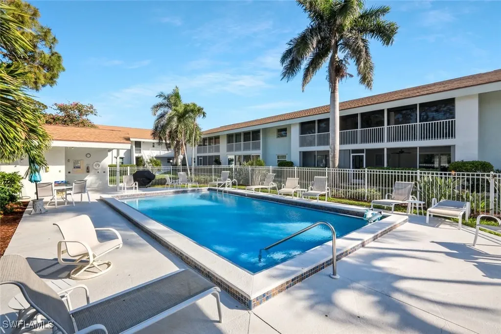 4126 Belair Lane Naples FL 34103