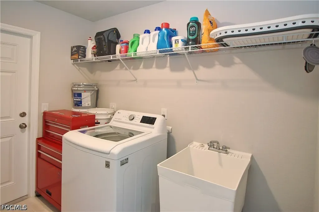 2314 SW 18th Street Cape Coral FL 33991