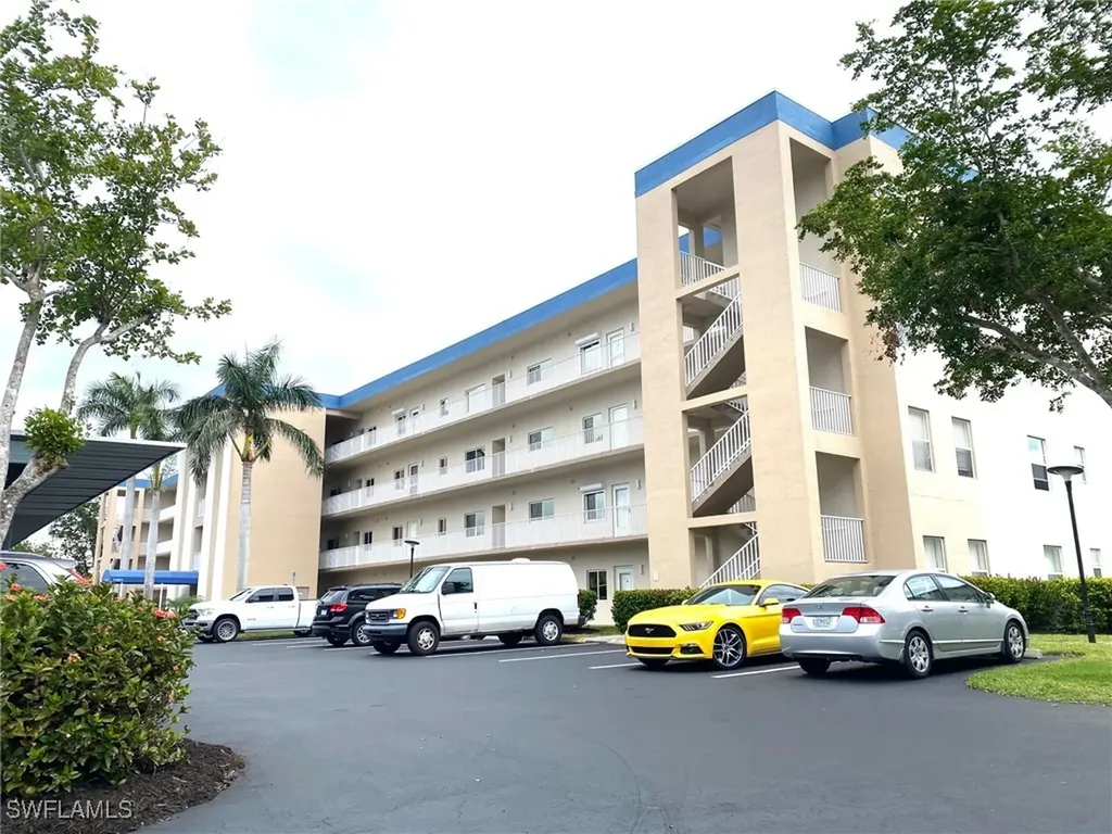 14801 Park Lake Drive Fort Myers FL 33919