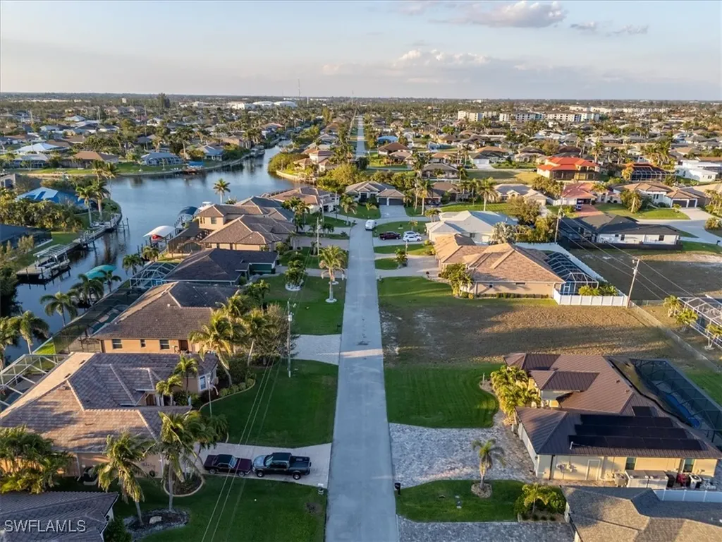 4119 SW 19th Place Cape Coral FL 33914