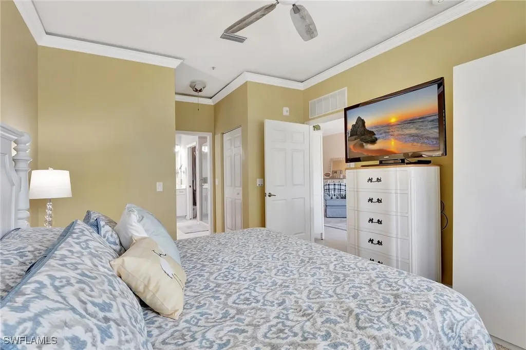 3996 Bishopwood Court E Naples FL 34114