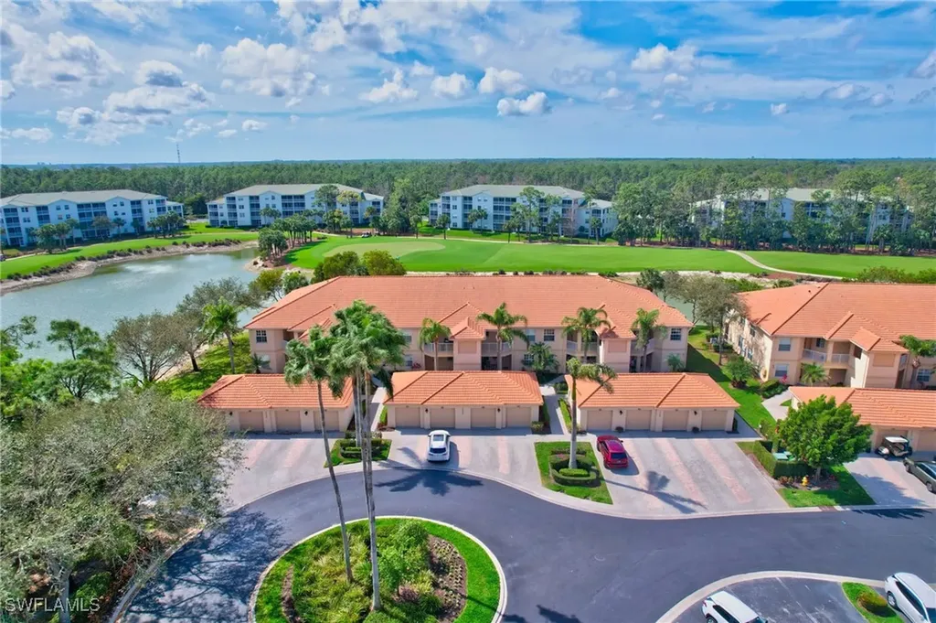 3996 Bishopwood Court E Naples FL 34114