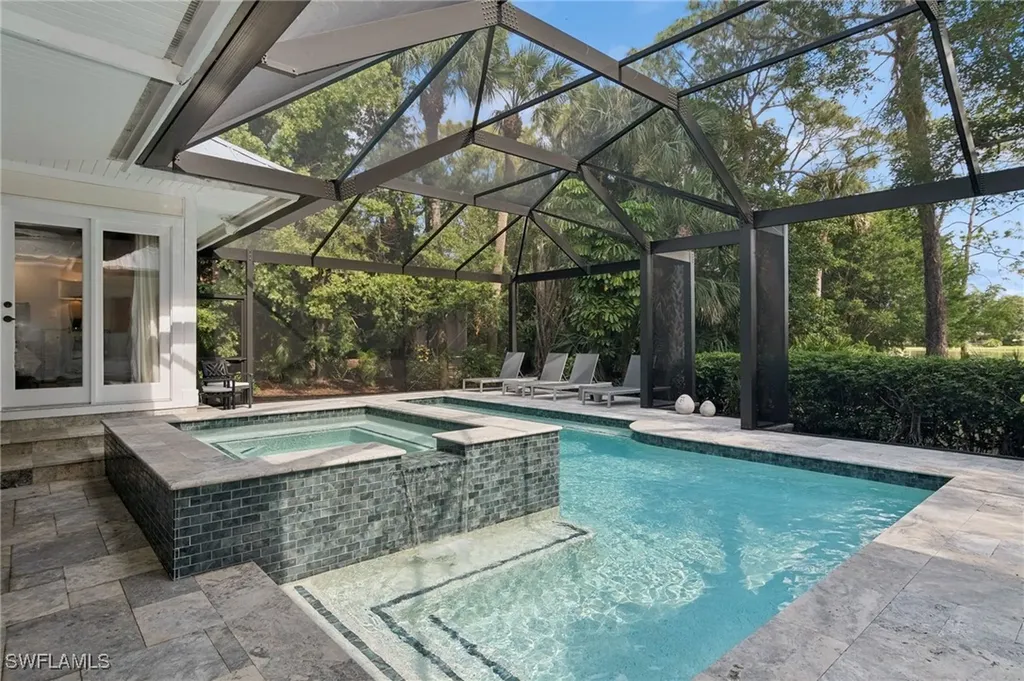 610 Jacana Circle Naples FL 34105