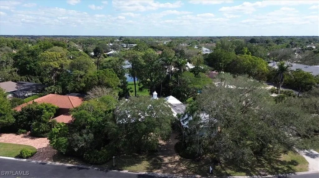 610 Jacana Circle Naples FL 34105