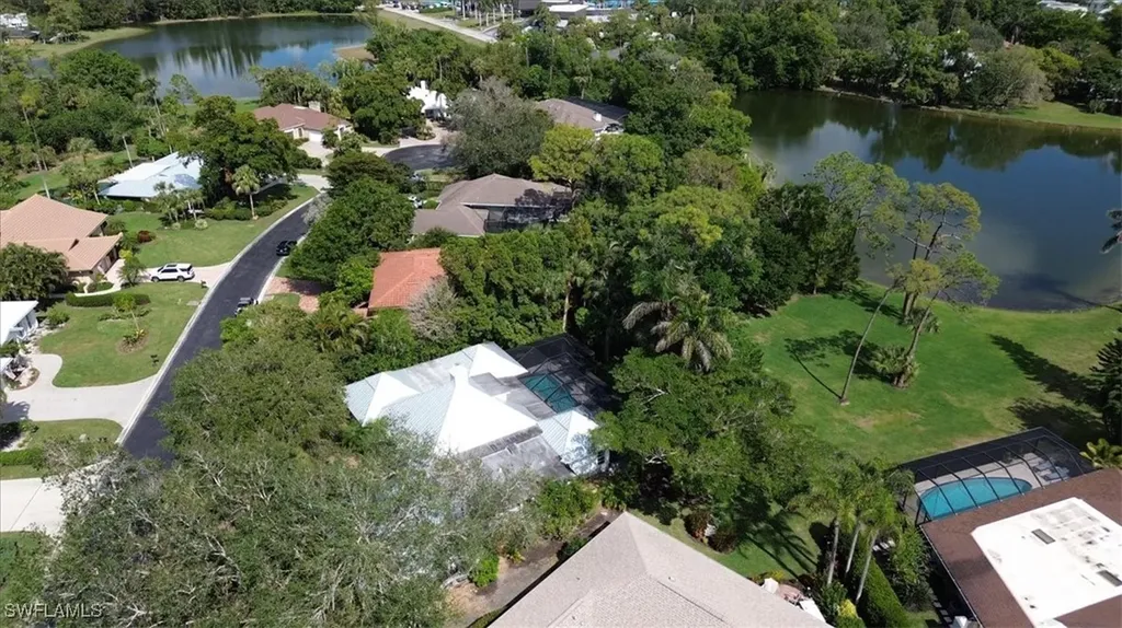 610 Jacana Circle Naples FL 34105