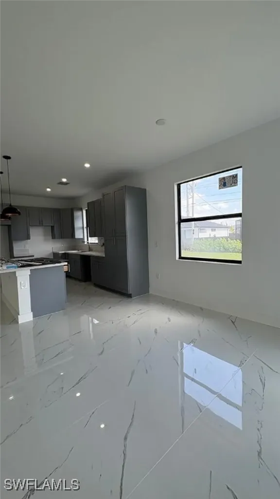 1909 NW 24th Place Cape Coral FL 33993