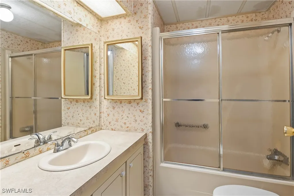 7713 Ebson Drive North Fort Myers FL 33917