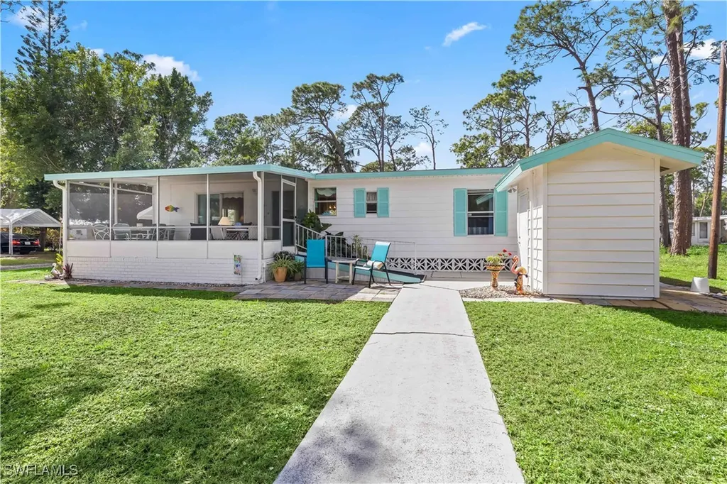 7713 Ebson Drive North Fort Myers FL 33917