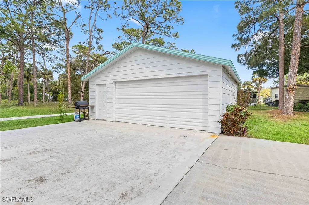 7713 Ebson Drive North Fort Myers FL 33917