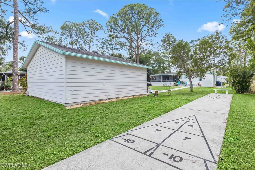 7713 Ebson Drive North Fort Myers FL 33917