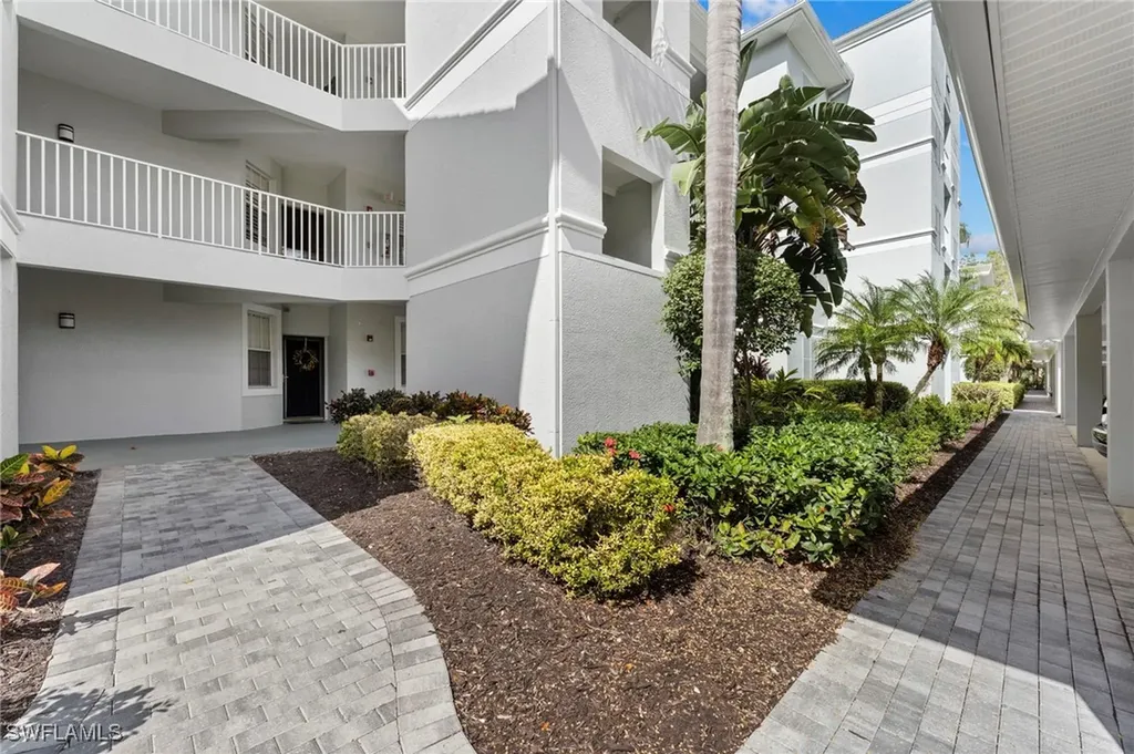 3935 Loblolly Bay Drive Naples FL 34114