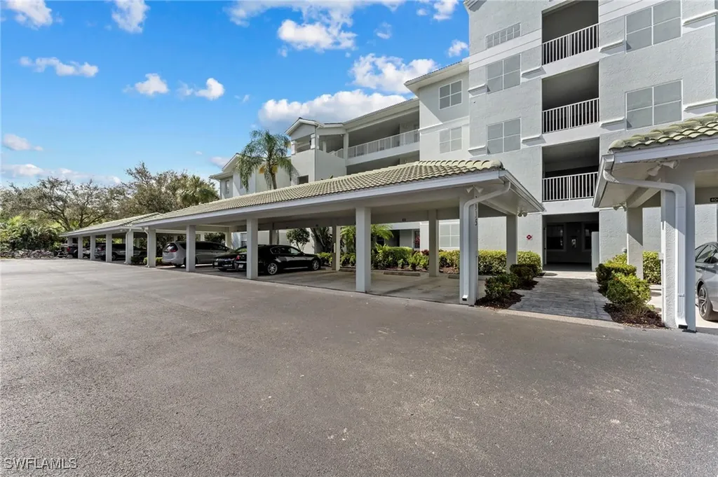 3935 Loblolly Bay Drive Naples FL 34114