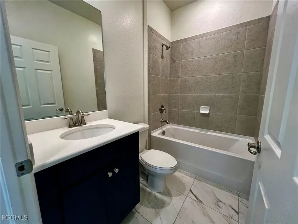 3444 NW 45th Place Cape Coral FL 33993