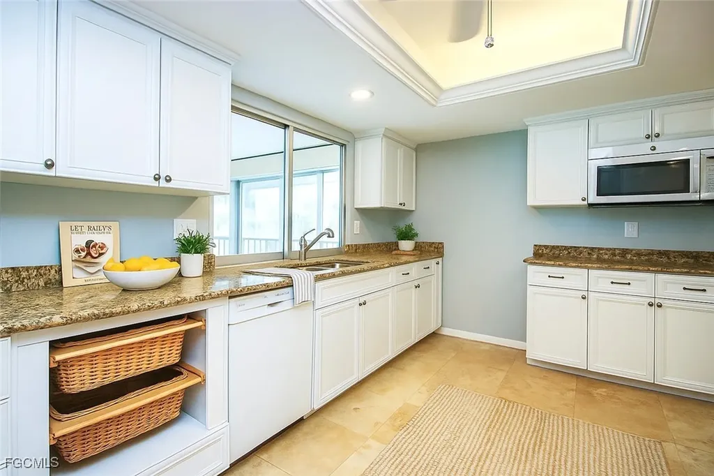 1351 Middle Gulf Drive Sanibel FL 33957