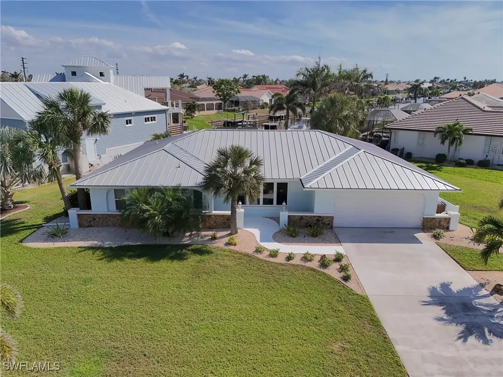 2501 W Marion Avenue Punta Gorda FL 33950
