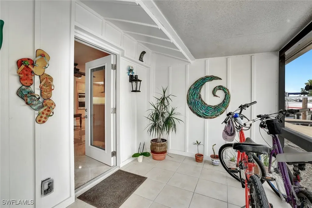 1405 Curlew Avenue Naples FL 34102