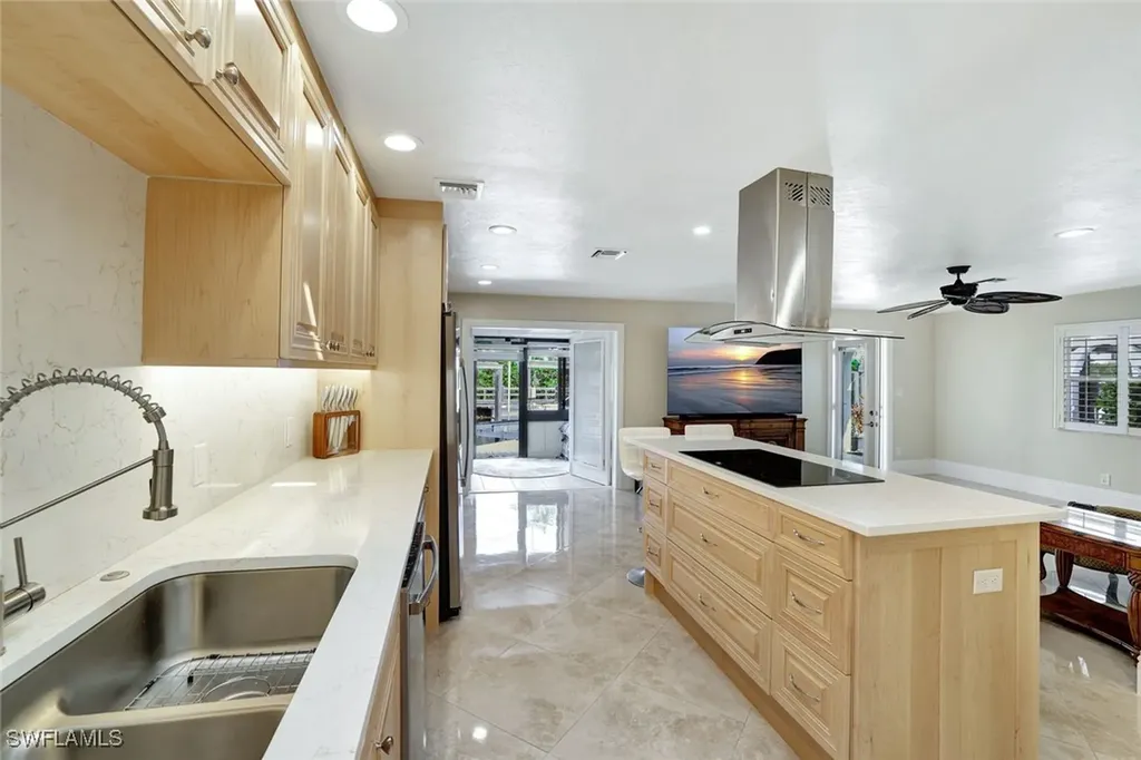 1405 Curlew Avenue Naples FL 34102