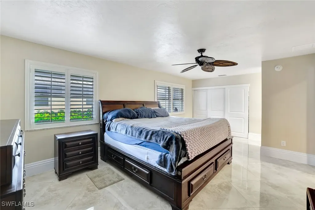 1405 Curlew Avenue Naples FL 34102