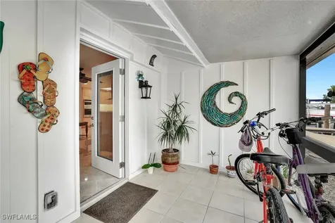 1405 Curlew Avenue Naples FL 34102