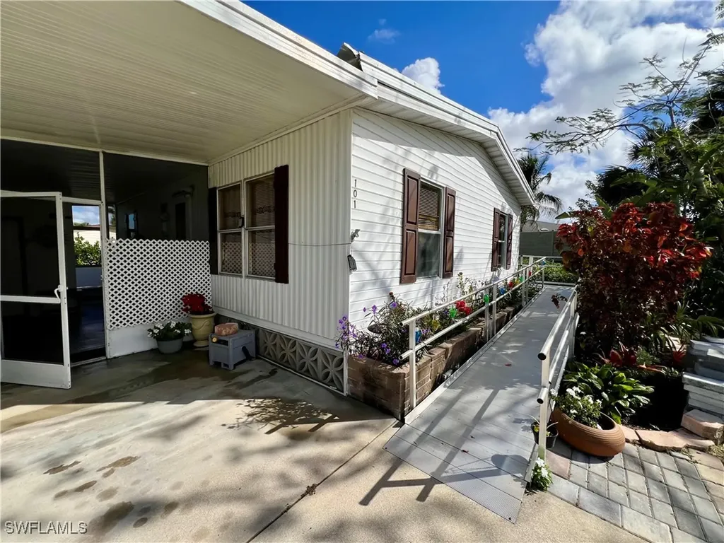 101 Lime Key Lane Naples FL 34114