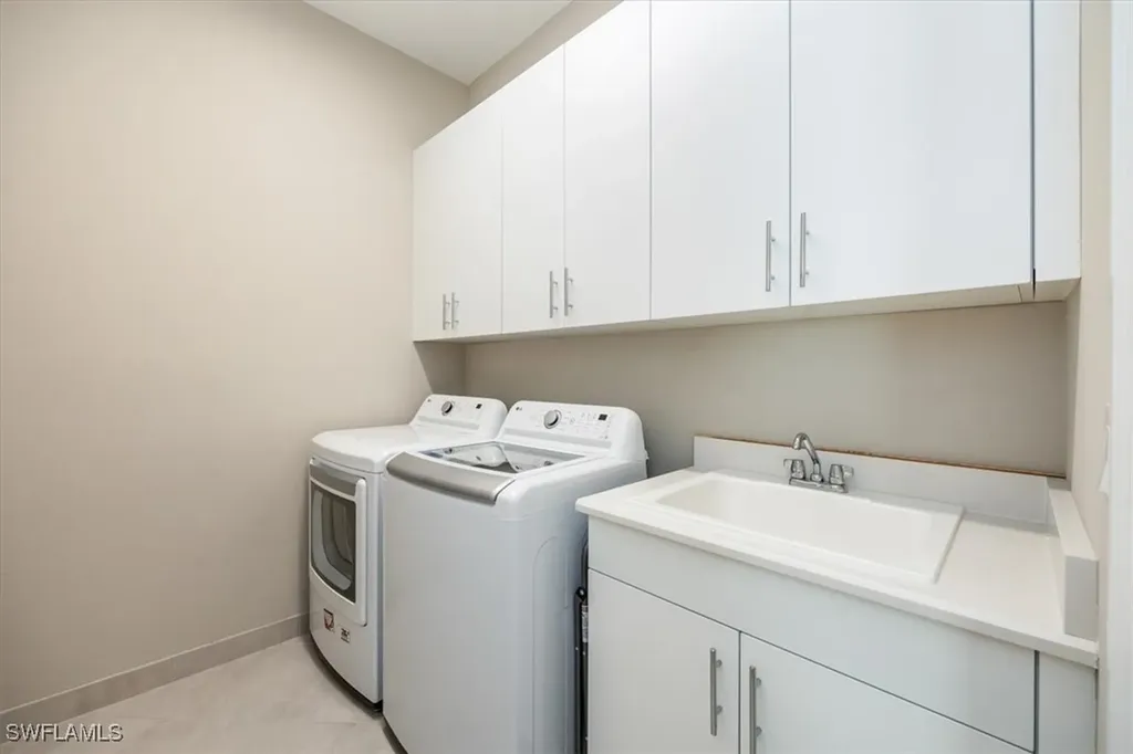 11421 Jacaranda Drive Naples FL 34120