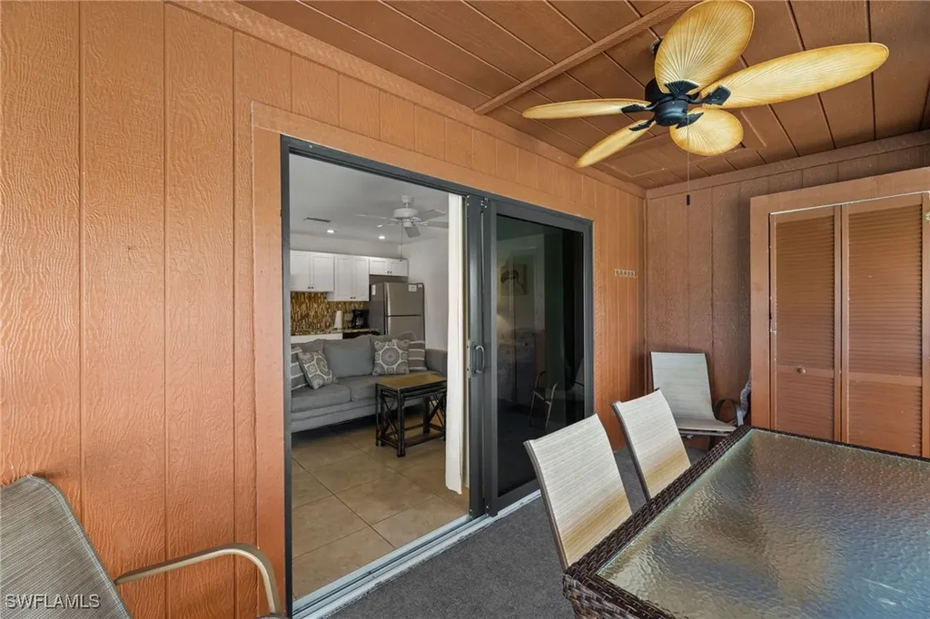 1811 Olde Middle Gulf Drive Sanibel FL 33957